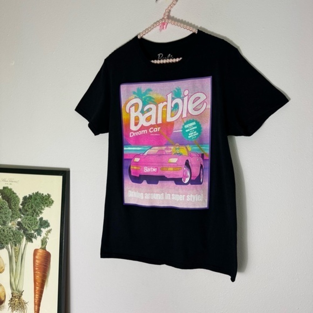 Barbie black Dream Car tee size M